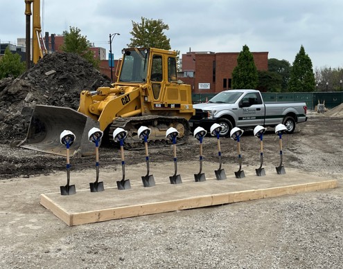 Foglia Shovels